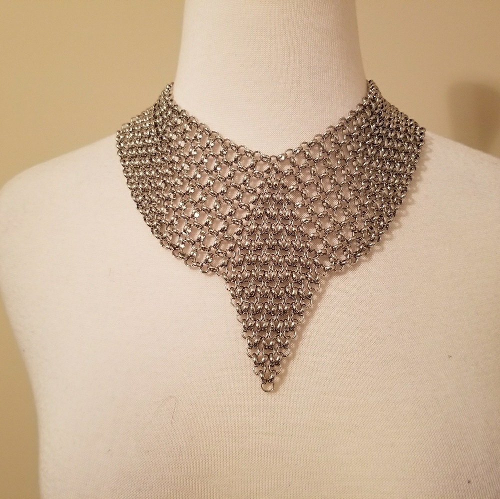 Stylish Silver Bib  Neckace